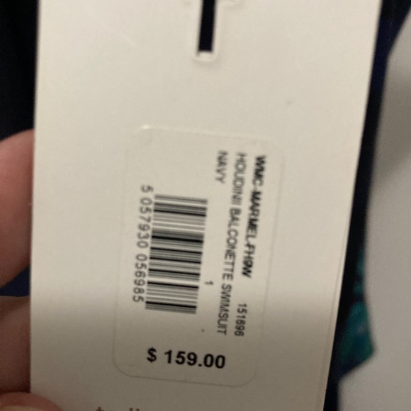 Bathing Suit - Picture 5 of 7